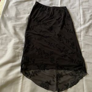 Black high-low skirt